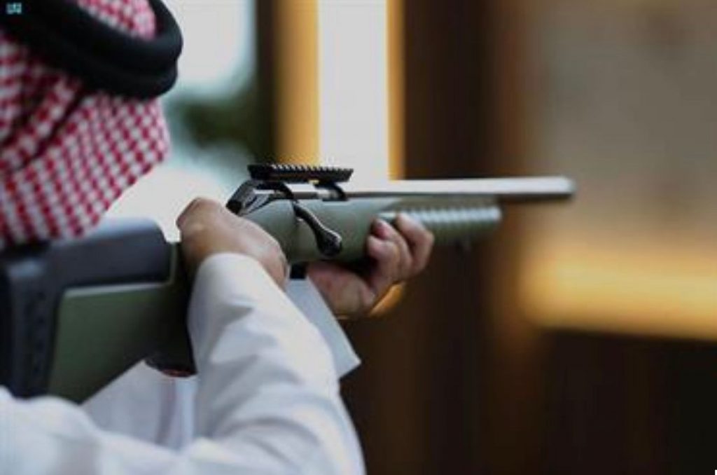 جناح الأسلحة بمعرض الصقور والصيد السعودي الدولي يستعد لاستقبال الزوار بمفاجآت متعددة
