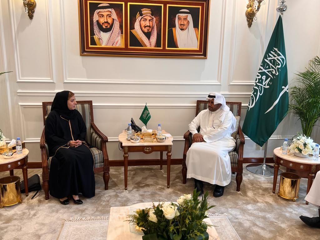المندوب السعودي الدائم لدى منظمة التعاون الإسلامي يستقبل المديرة التنفيذية لمنظمة تنمية المرأة