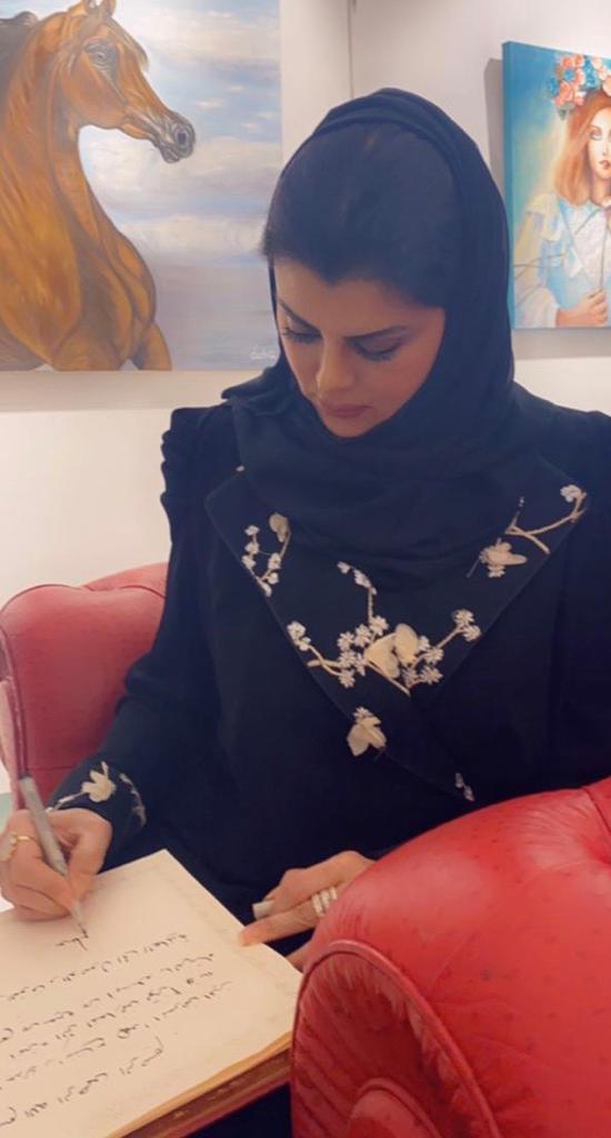 الاميره دعاء بنت محمد تفتتح معرض ( وهج ) لدعم الفنانات السعوديات