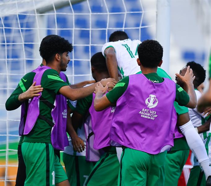 ″ الأخضر ″ يهزم الإمارات بثنائية ويتأهل لربع  نهائي  كأس آسياتحت 23 عاماً