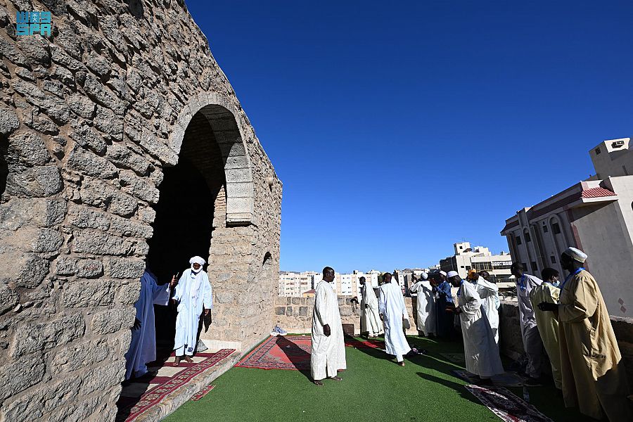 المساجد السبعة.. تجسّد حقبة زمنية في التاريخ الإسلامي